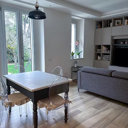 Locazione Turistica Ferranti 度假居 *